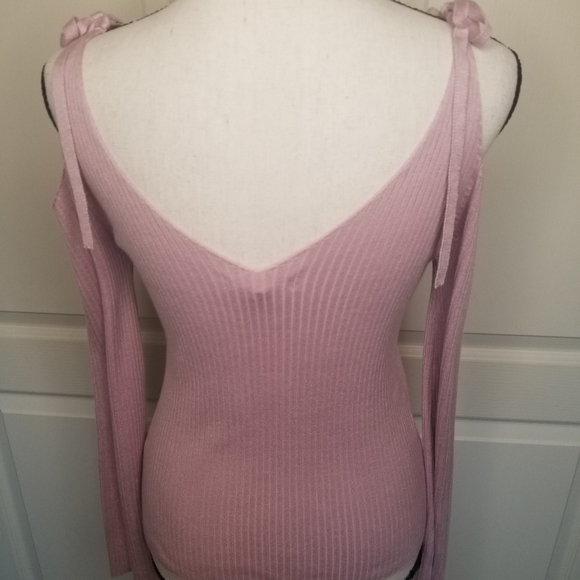 Lavender Cold Shoulder Top - Picture 5 of 6